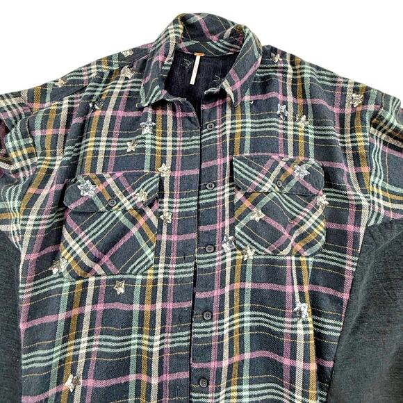 Free People Charcoal Gray Plaid Embellished w/ Sequin Stars Shirts Sz Small - Picture 4 of 7